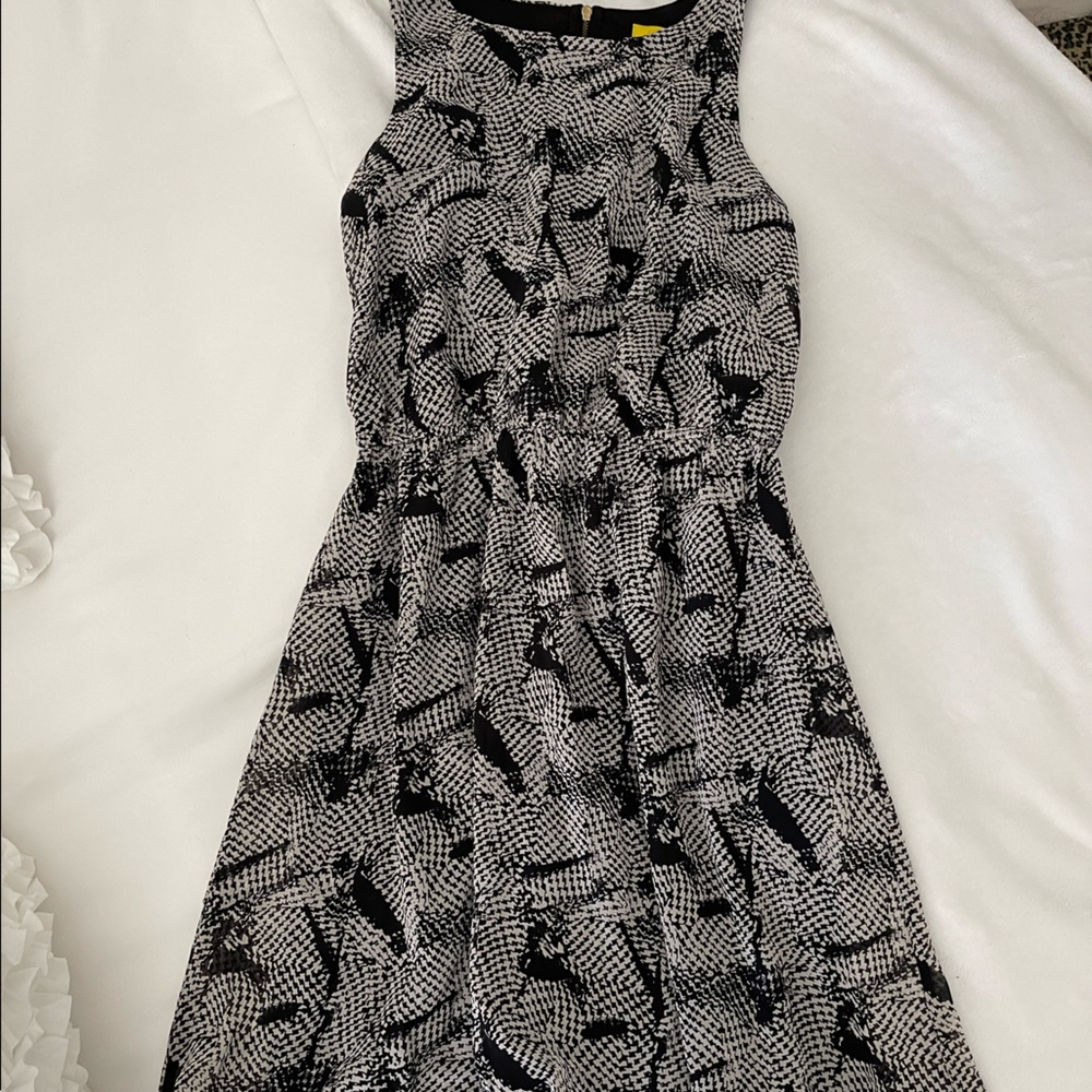 Dee ell Nordstrom dress black white